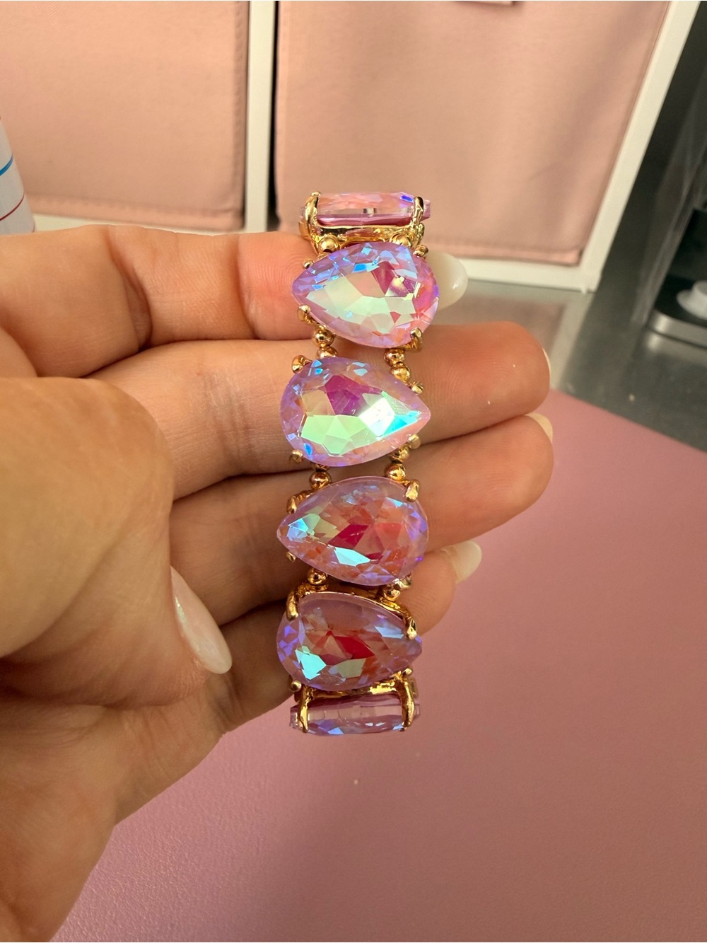 Iridescent Pink Teardrop Crystal stretch Bracelet - Gold Settings